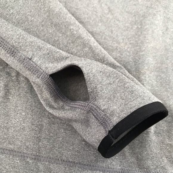 NEW Nike Women’s Dri Fit Cowel Neck - Picture 2 of 5